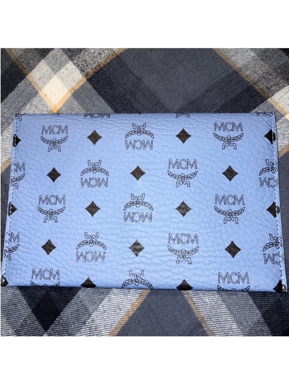 MCM Blue Logo Envelope Clutch NIB with Chain 💙🎀 - Picture 8 of 10
